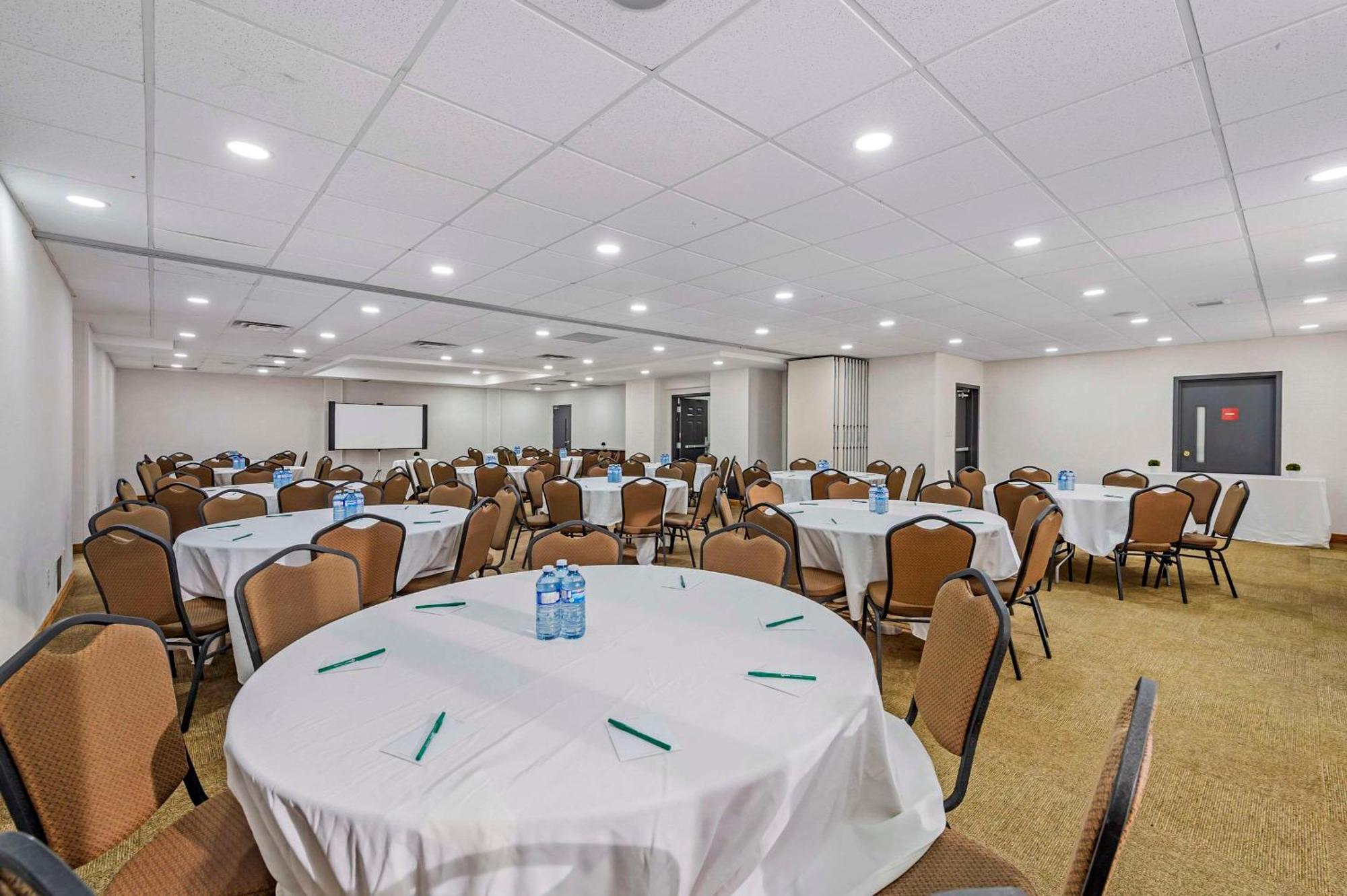 Quality Inn Ottawa Eksteriør billede