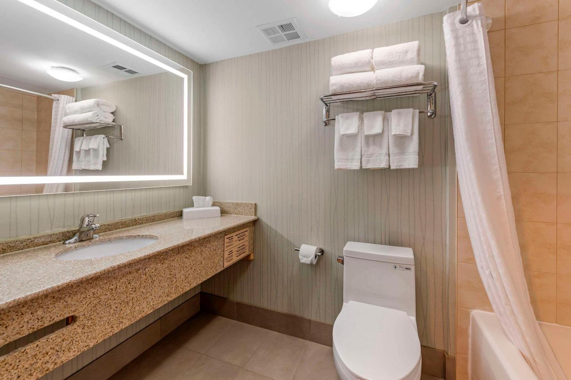 Quality Inn Ottawa Eksteriør billede